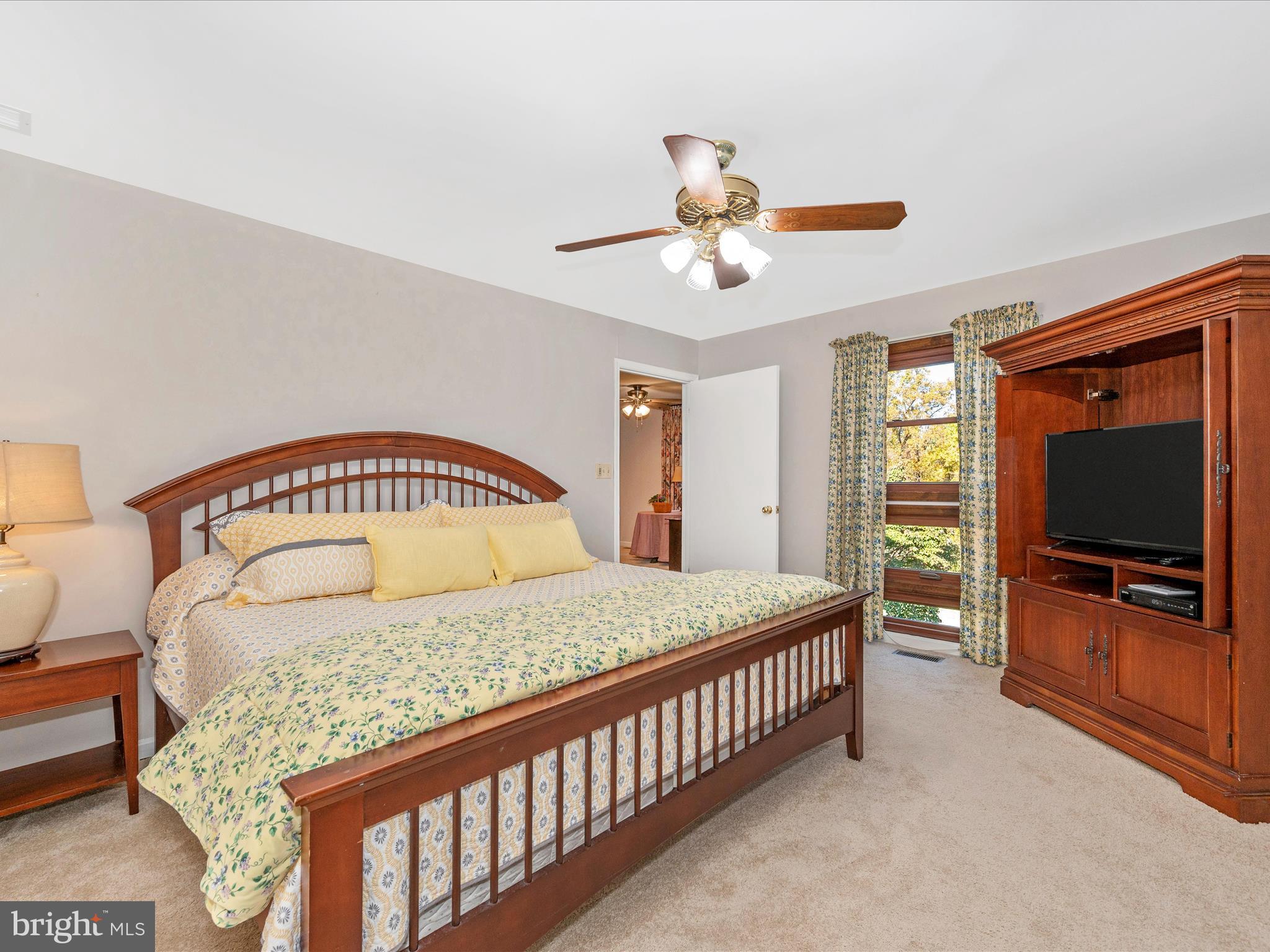 11500 Golden Post LANE