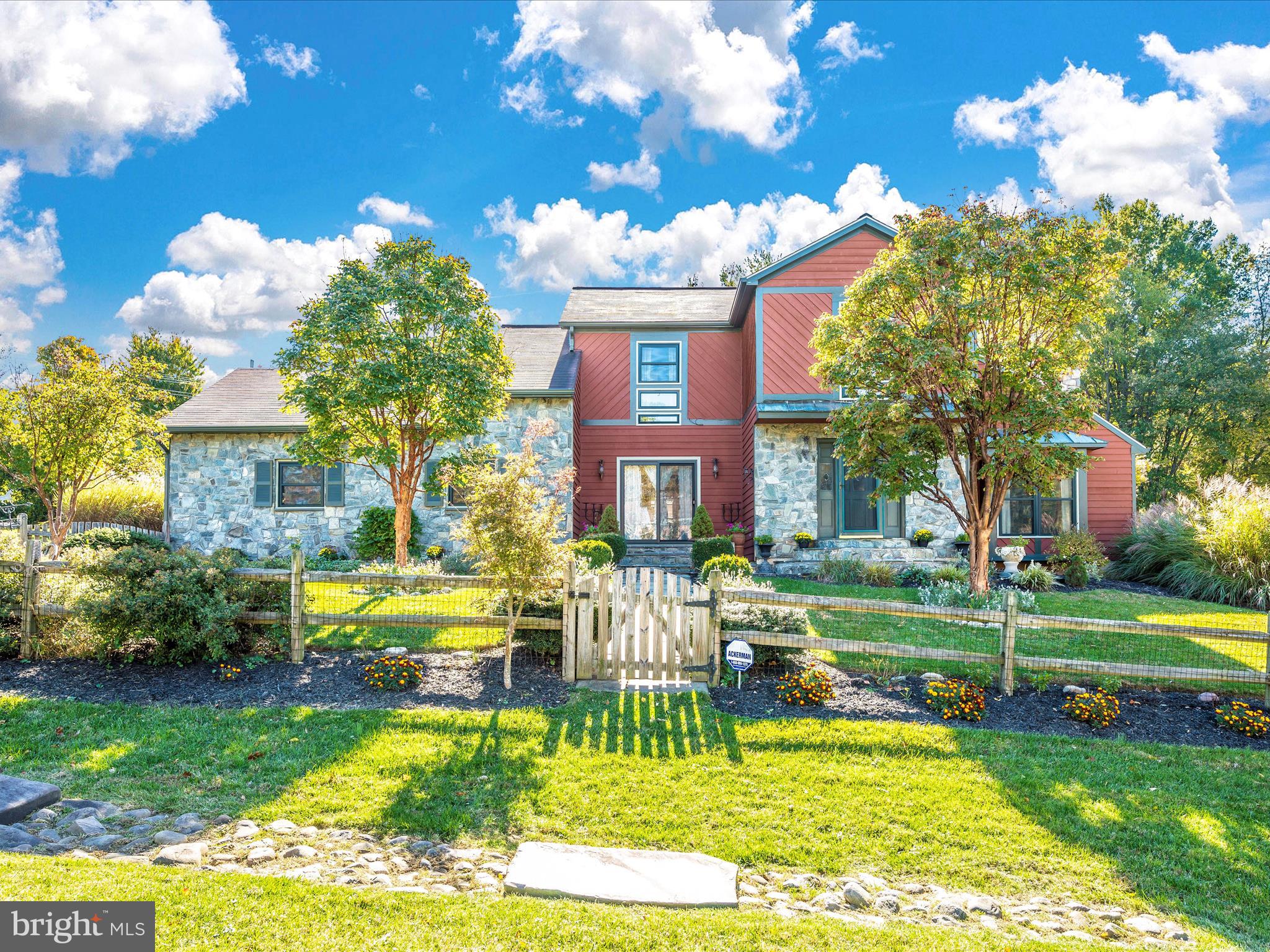 11500 Golden Post LANE