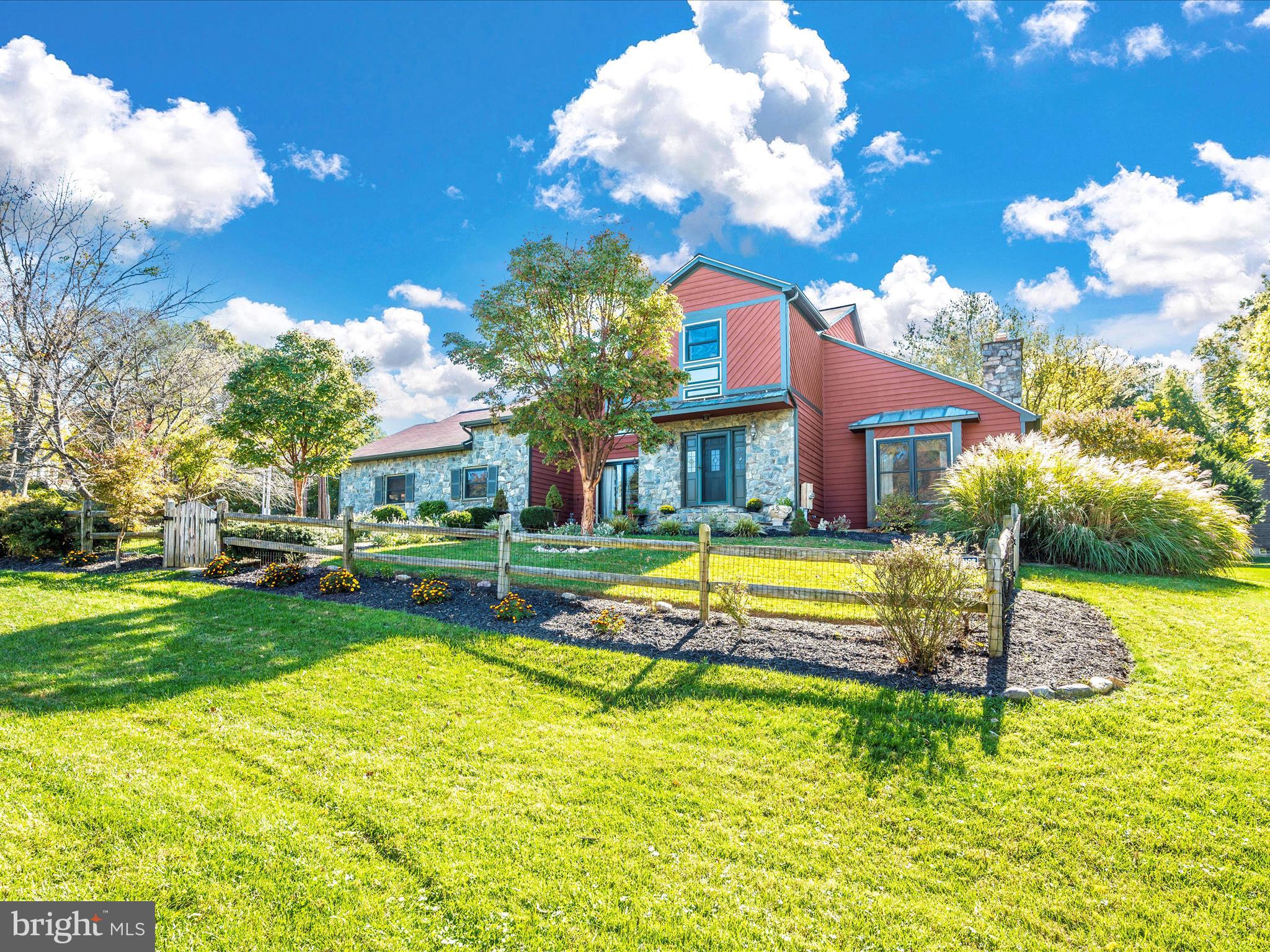 11500 Golden Post LANE