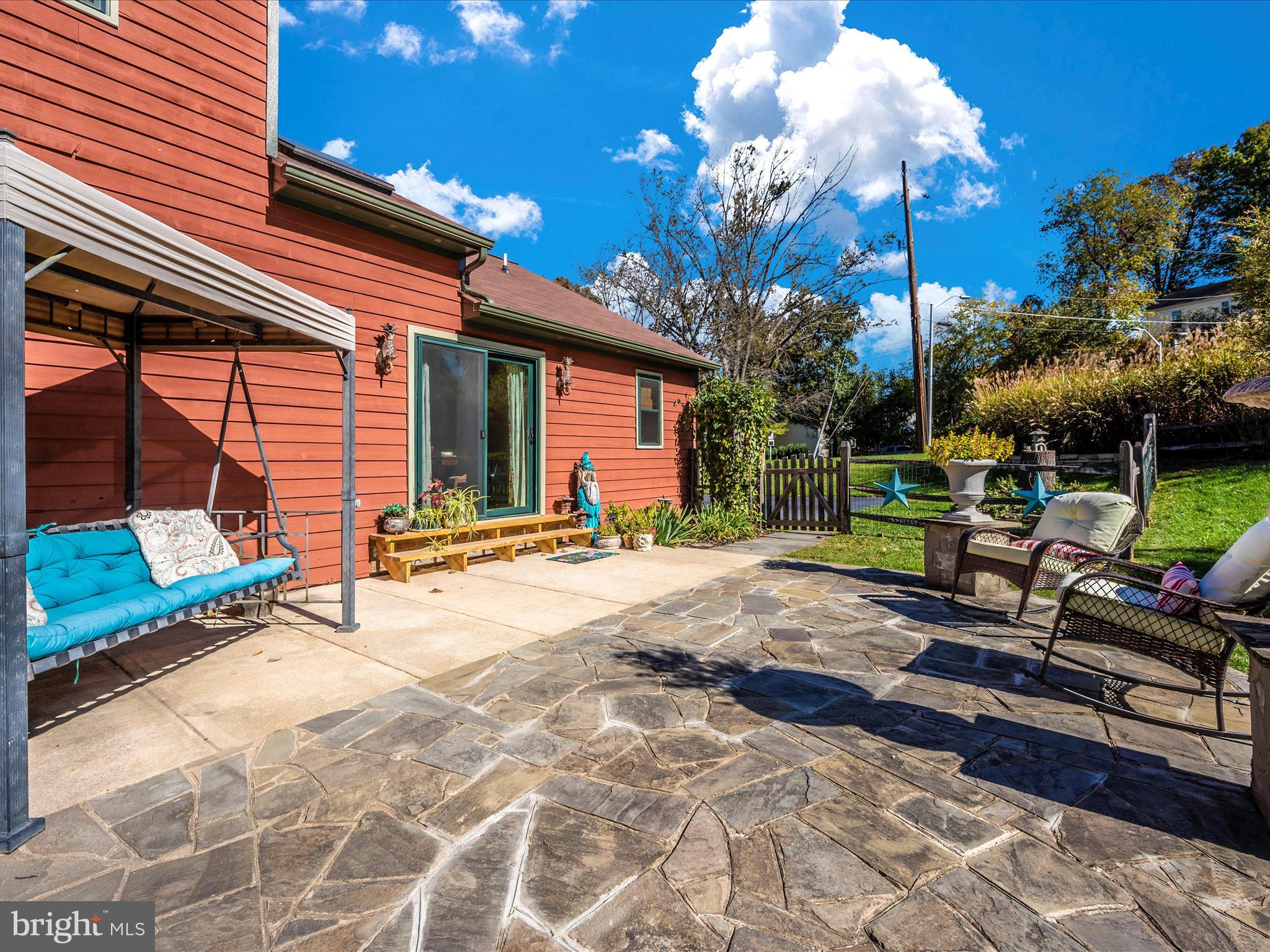 11500 Golden Post LANE