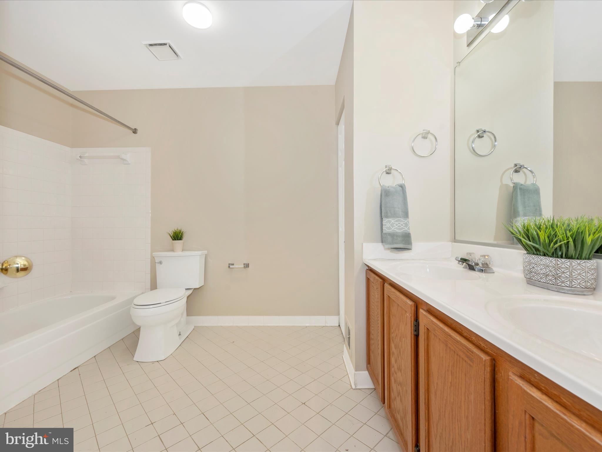 13818 Bronco PLACE Unit: 279