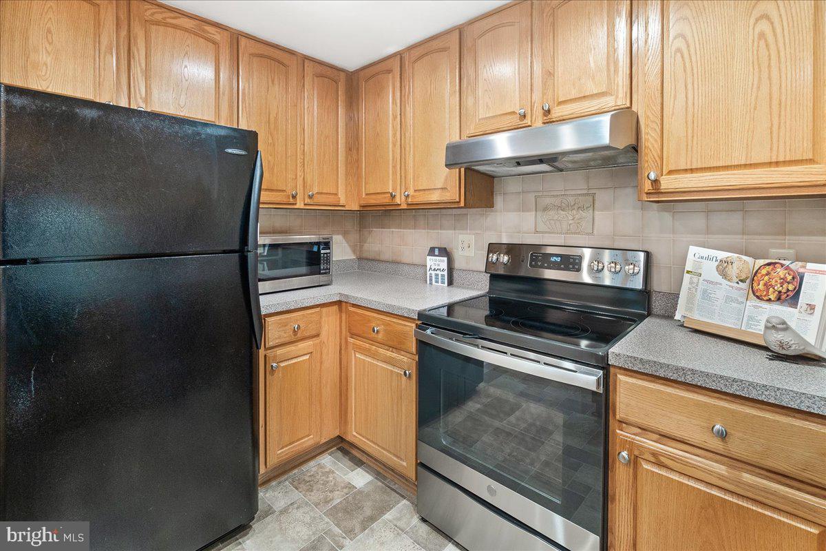 14 Sparrow Valley Court