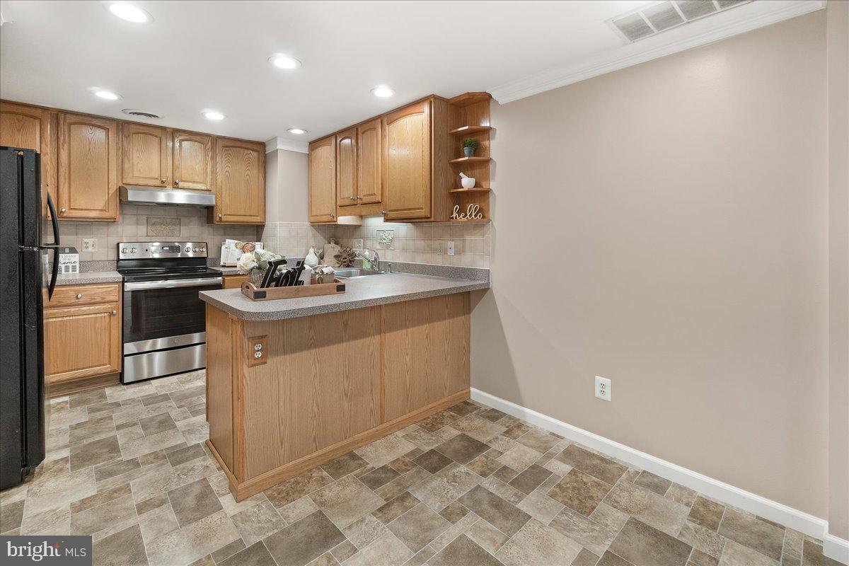 14 Sparrow Valley Court