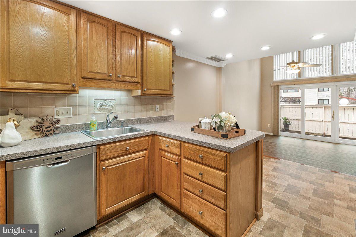 14 Sparrow Valley Court