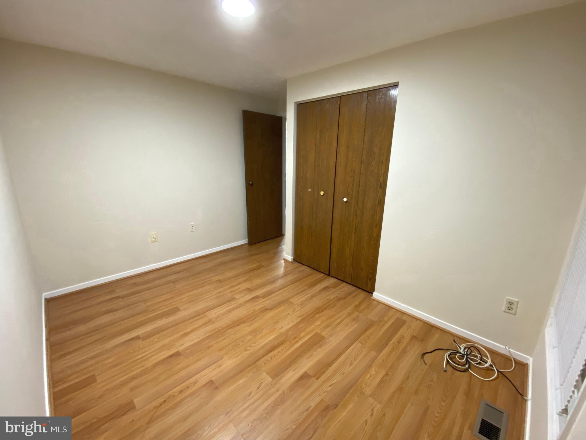 19502 Kildonan Dr