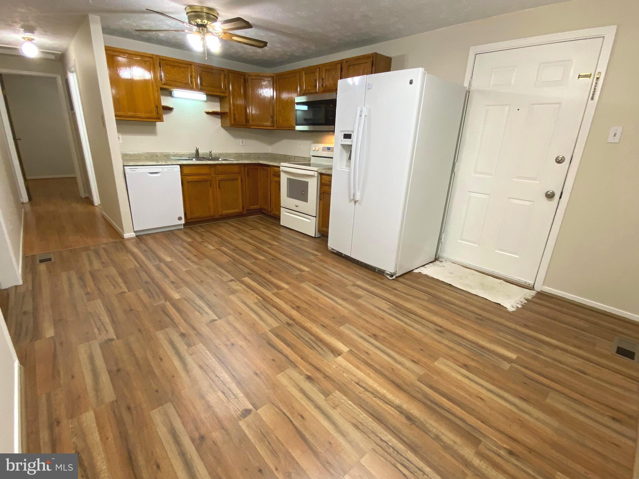 19502 Kildonan Dr