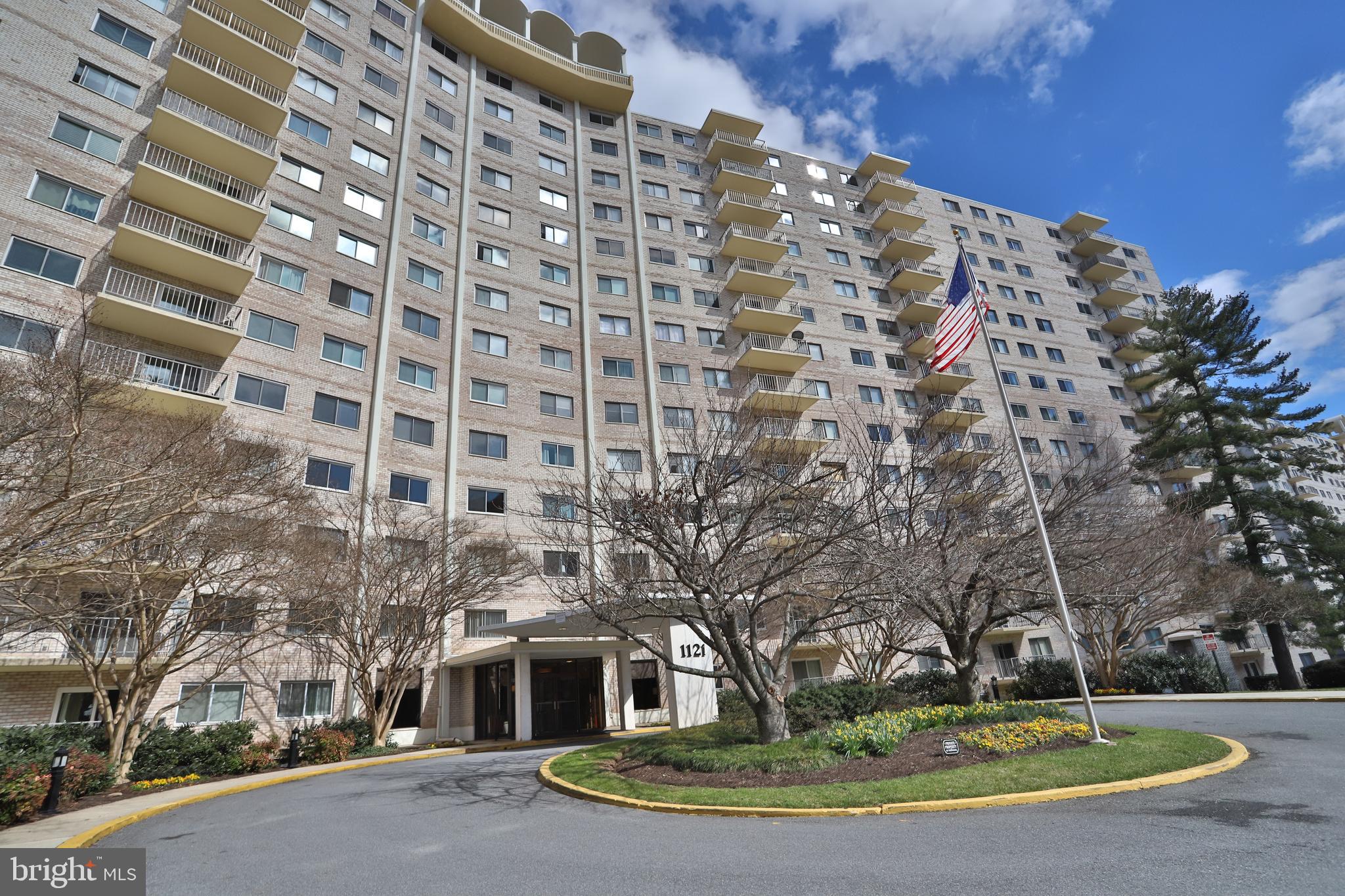1121 University Blvd W #809-B