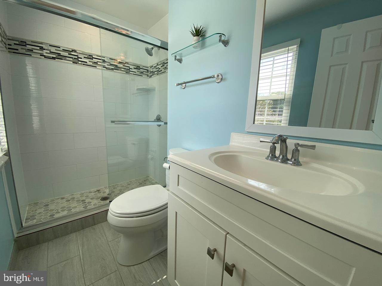 15817 Buena Vista Dr