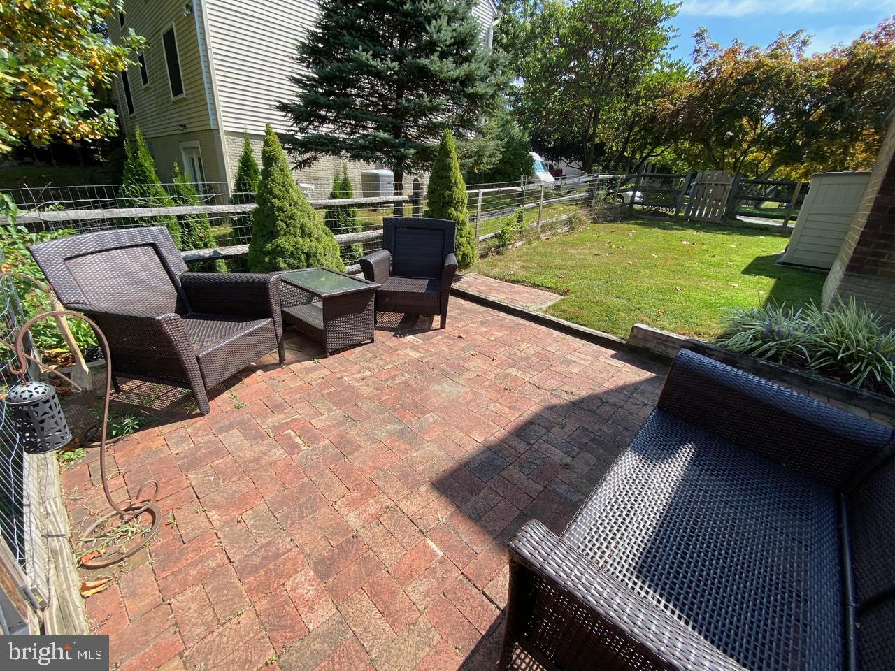 15817 Buena Vista Dr