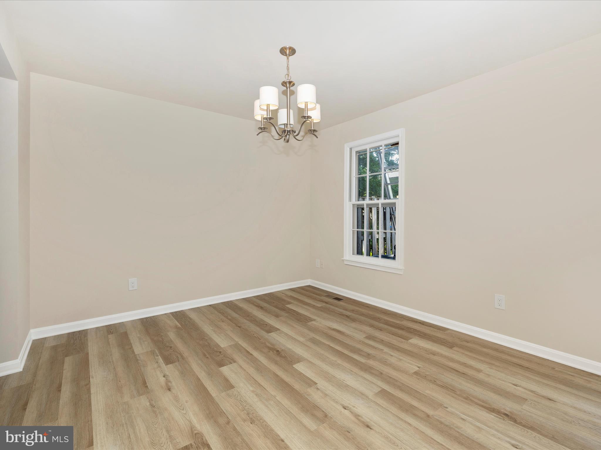 9332 Bremerton Way