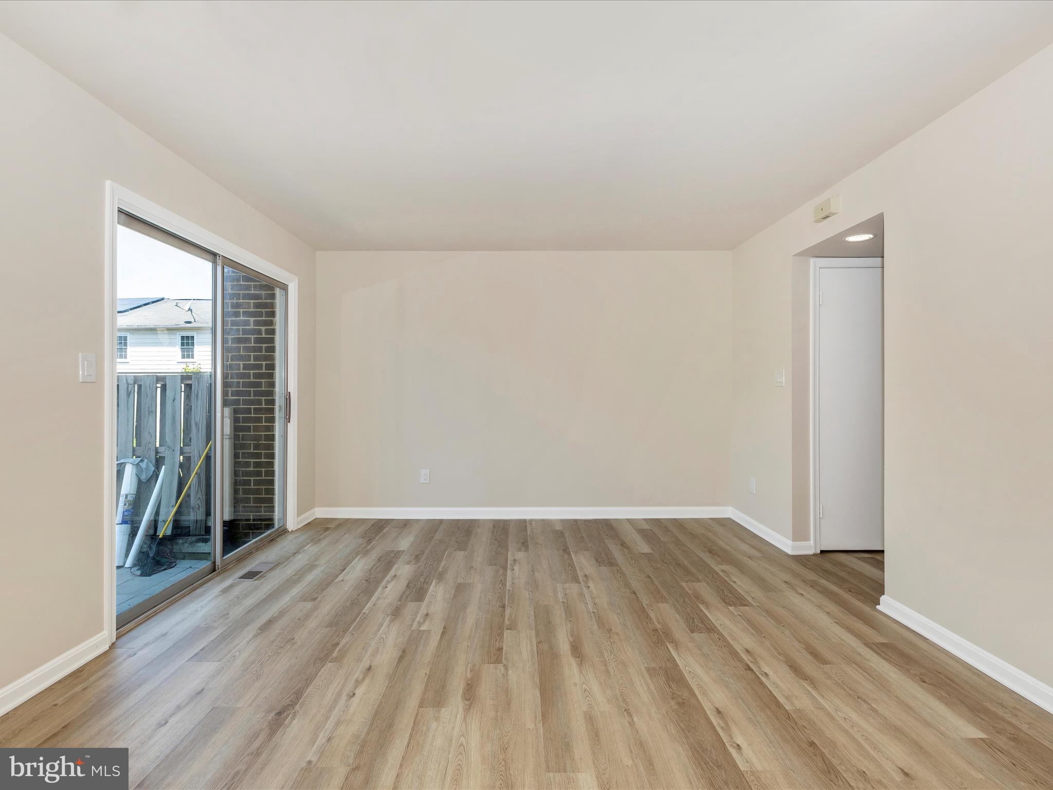 9332 Bremerton Way