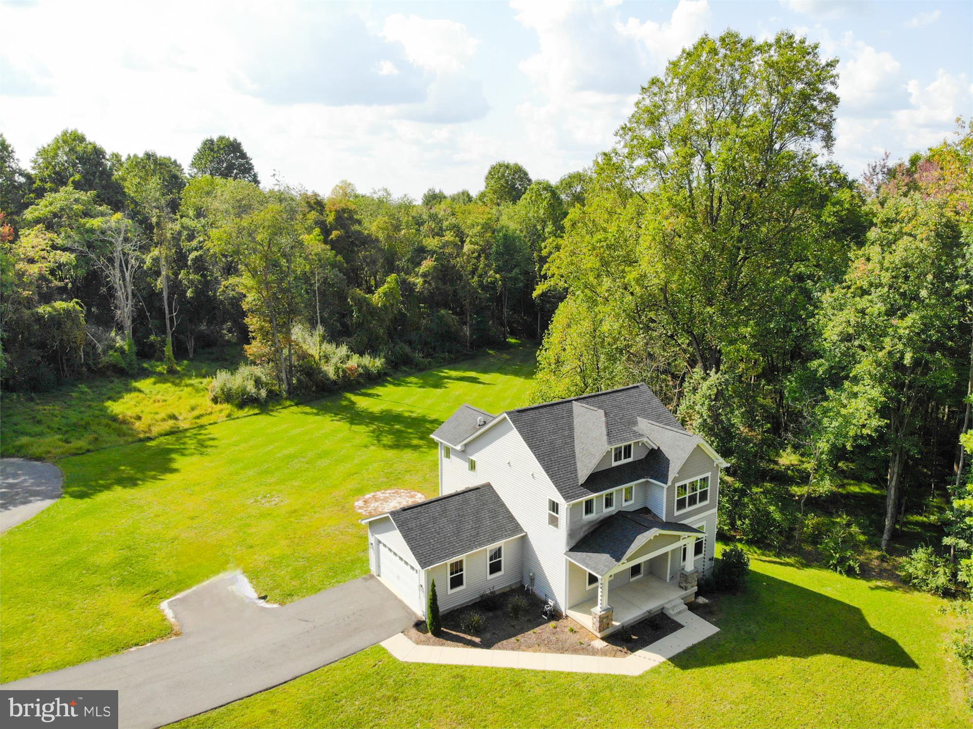20816 Woodfield Rd