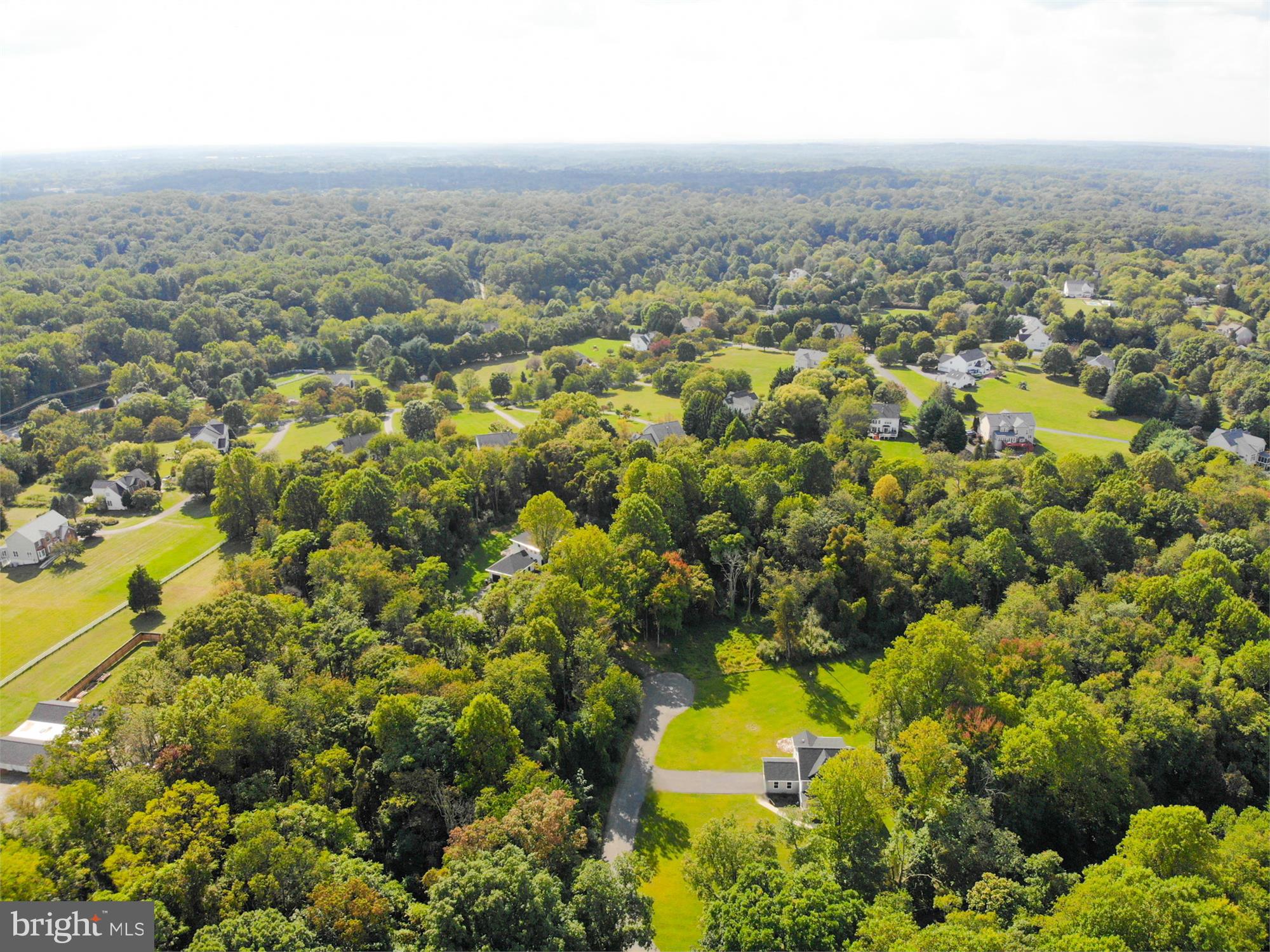 20816 Woodfield Rd