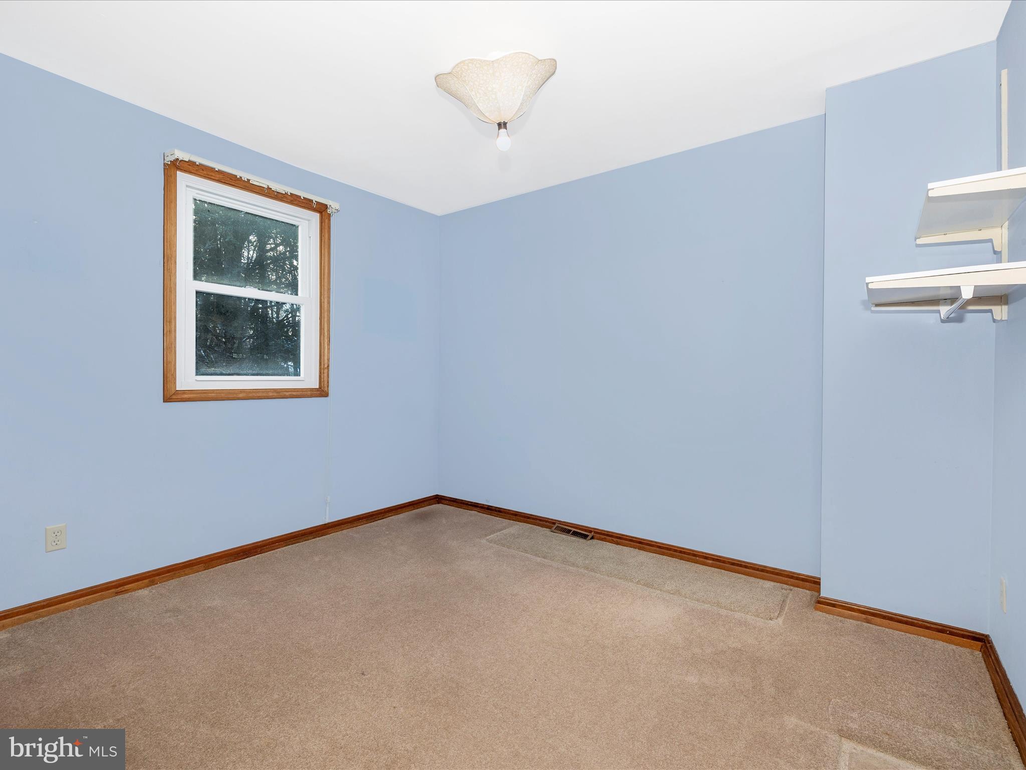 23700 Pleasant View Ln