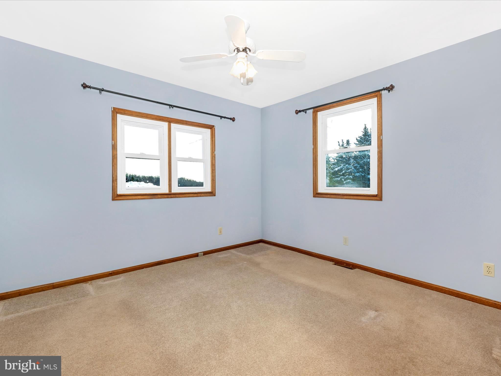 23700 Pleasant View Ln