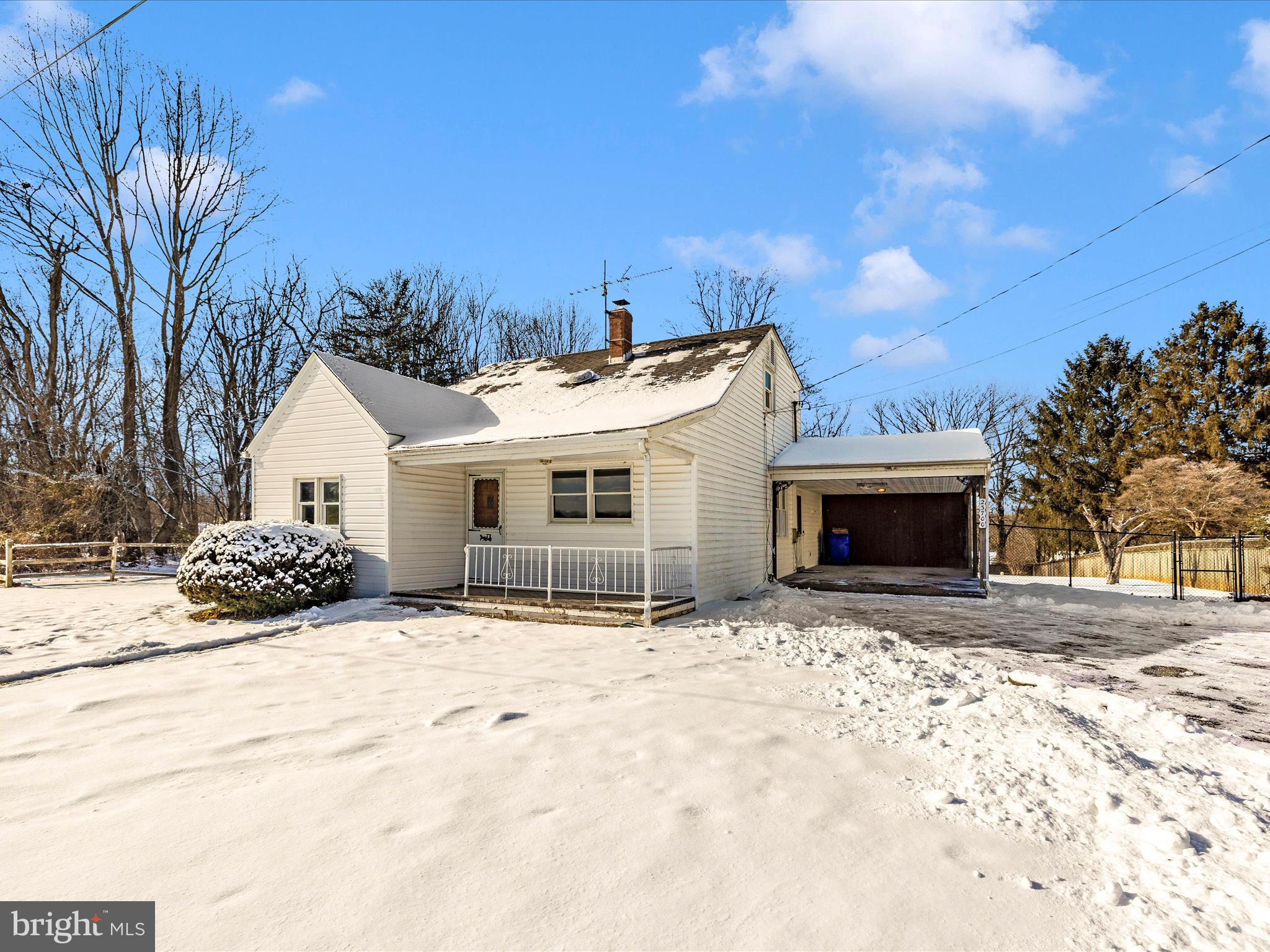 23700 Pleasant View Ln