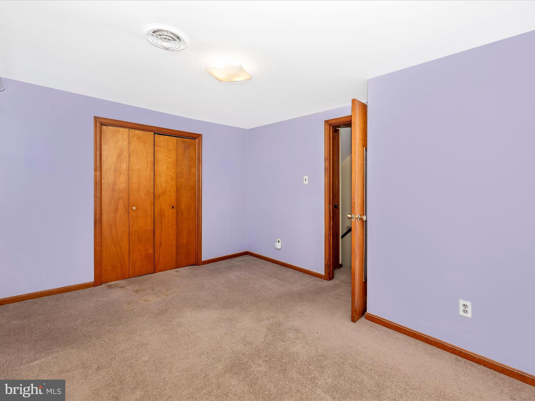 23700 Pleasant View Ln