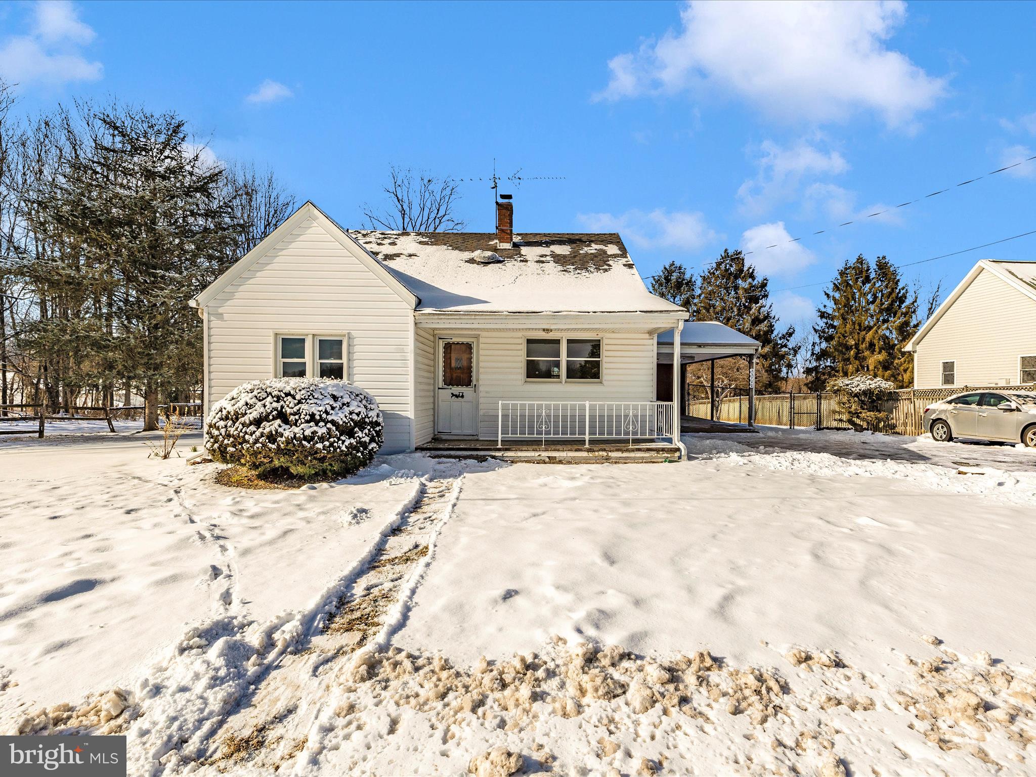 23700 Pleasant View Ln