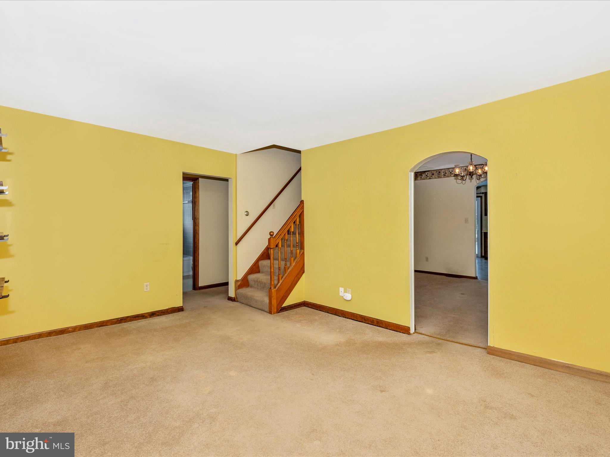 23700 Pleasant View Ln