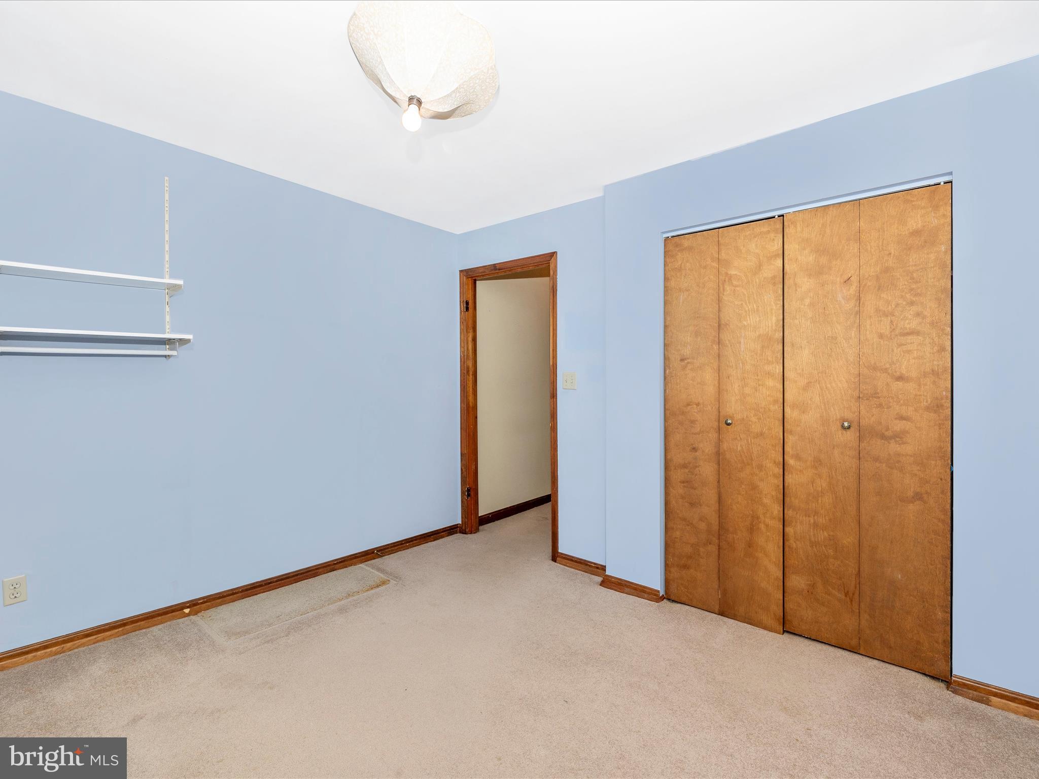 23700 Pleasant View Ln