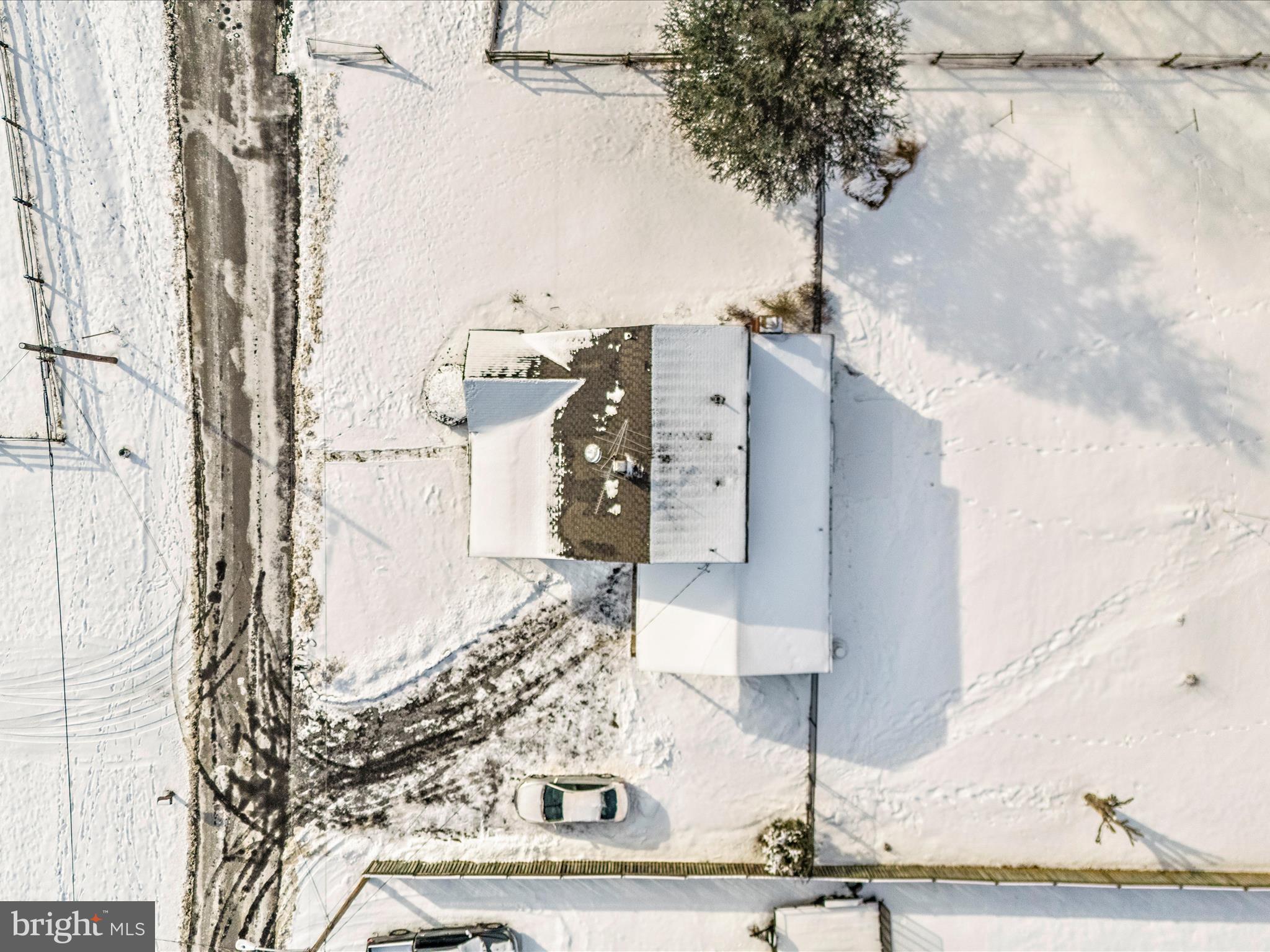 23700 Pleasant View Ln