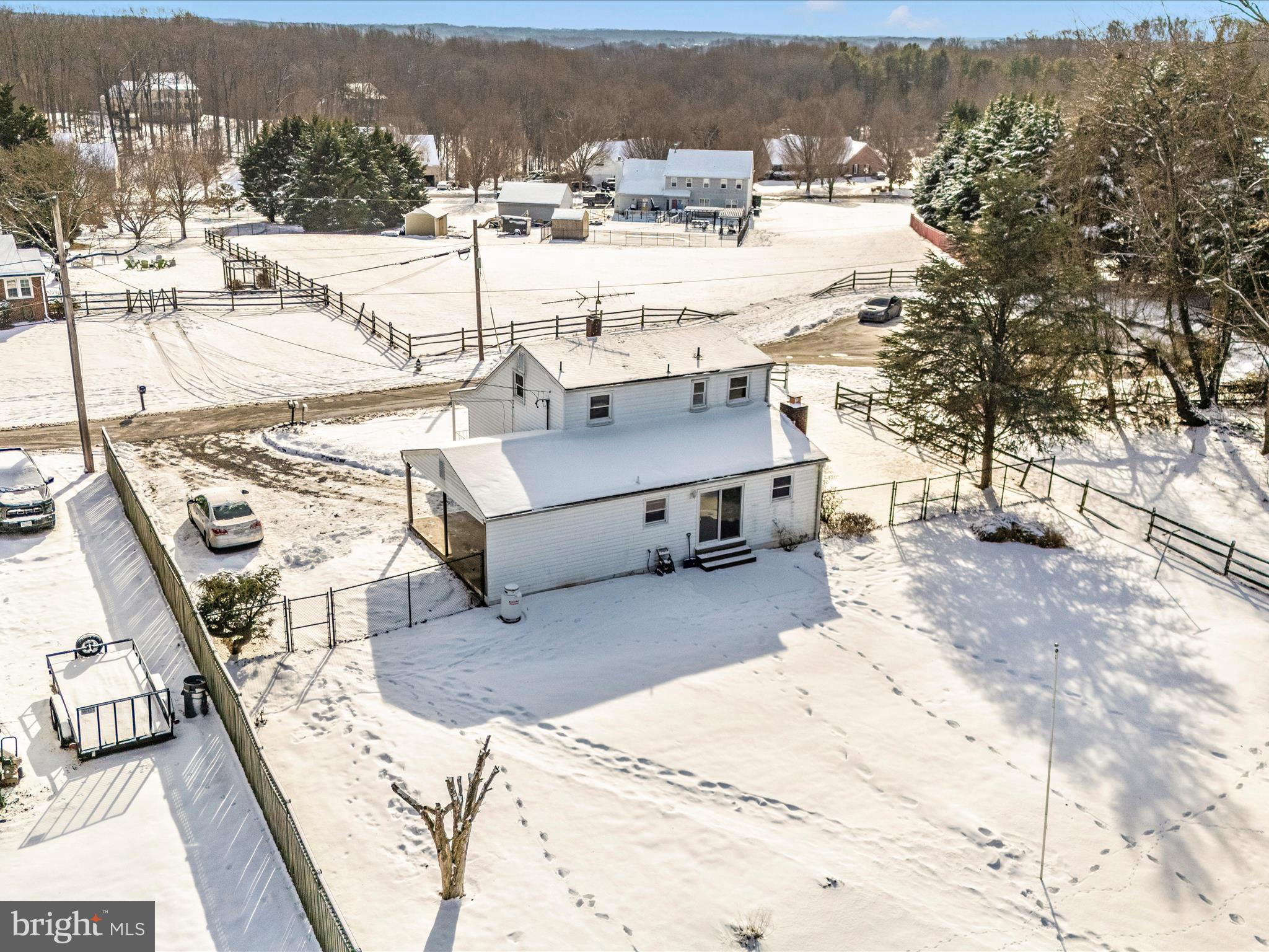 23700 Pleasant View Ln