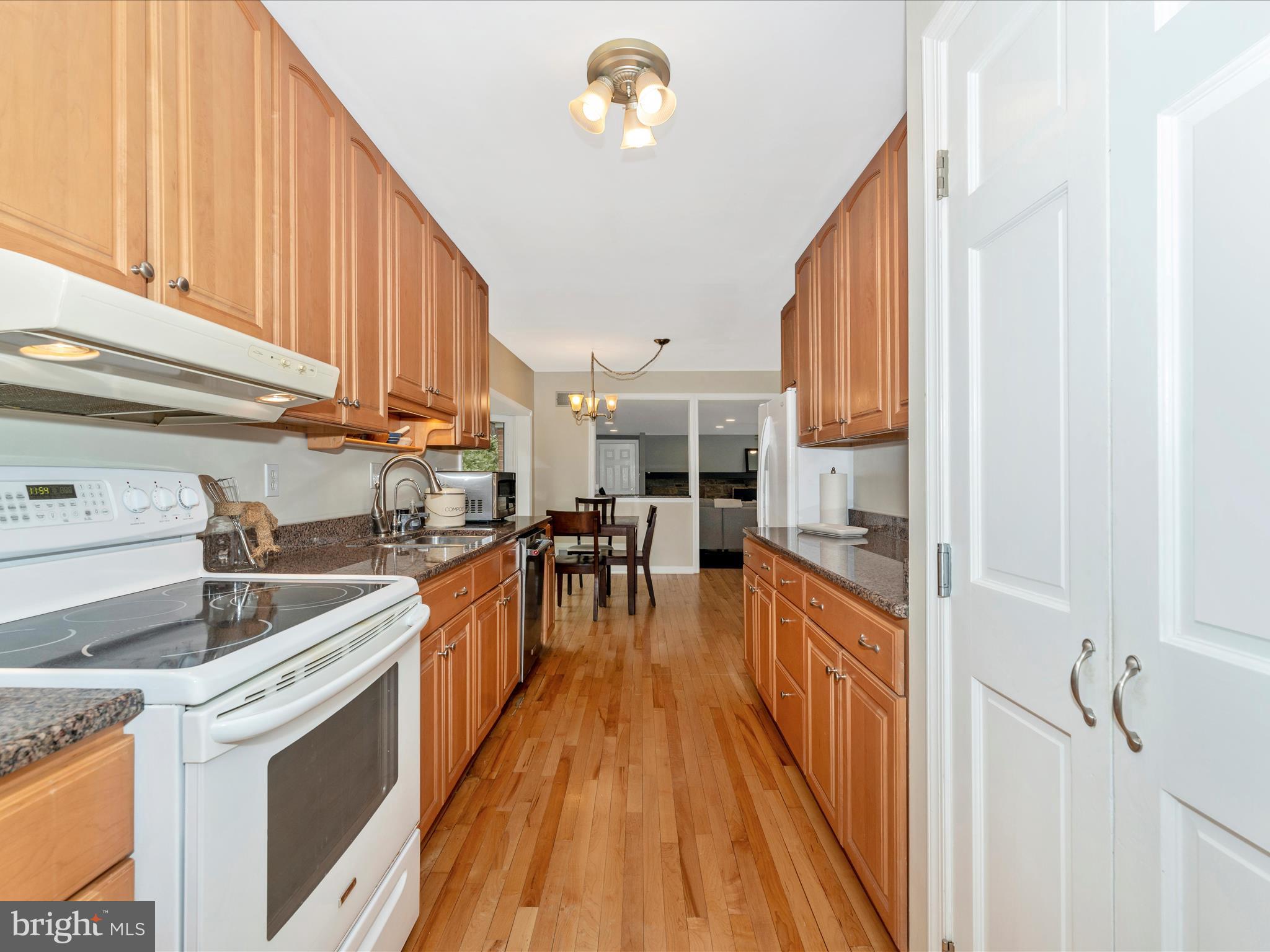 13120 Chestnut Oak Dr