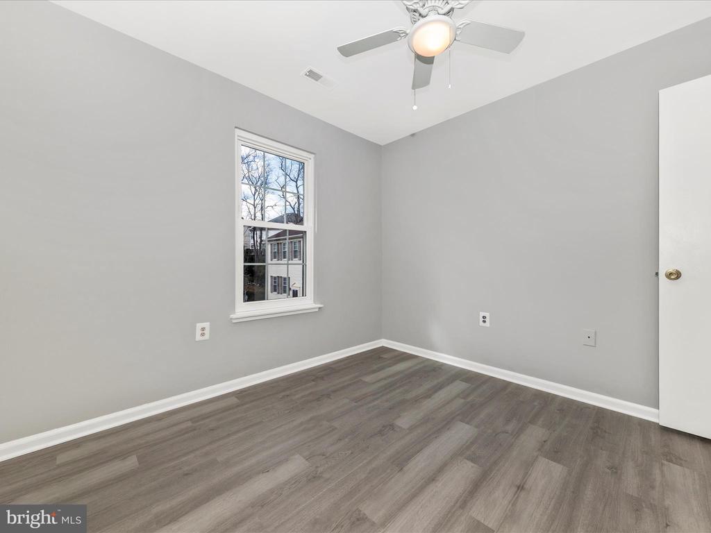 29 Cherry Bend Ct