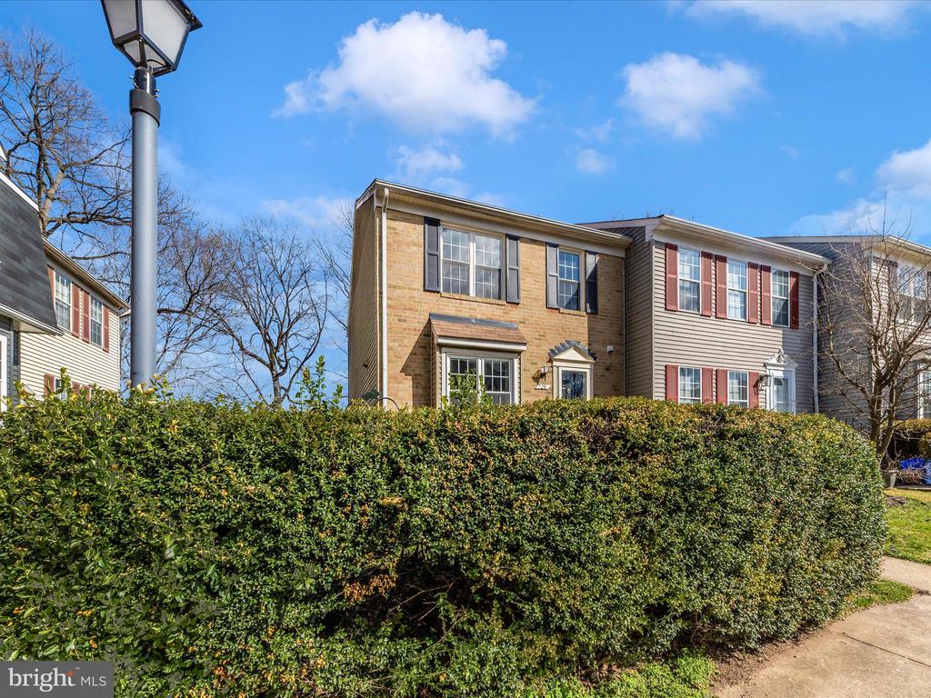 29 Cherry Bend Ct