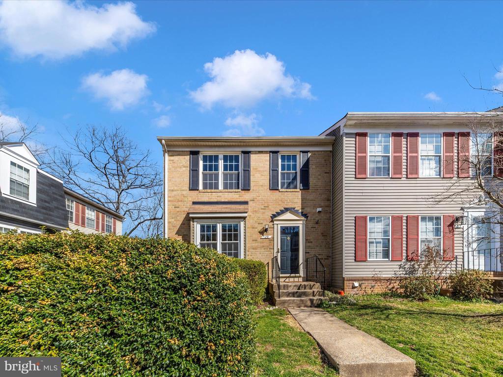 29 Cherry Bend Ct