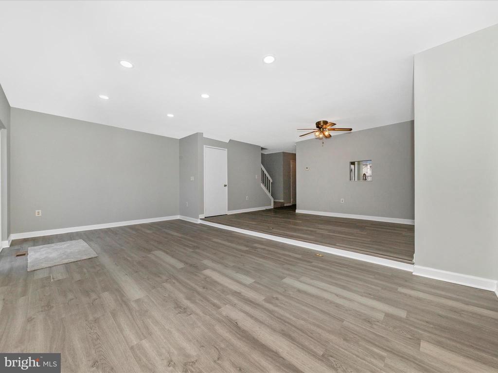 29 Cherry Bend Ct
