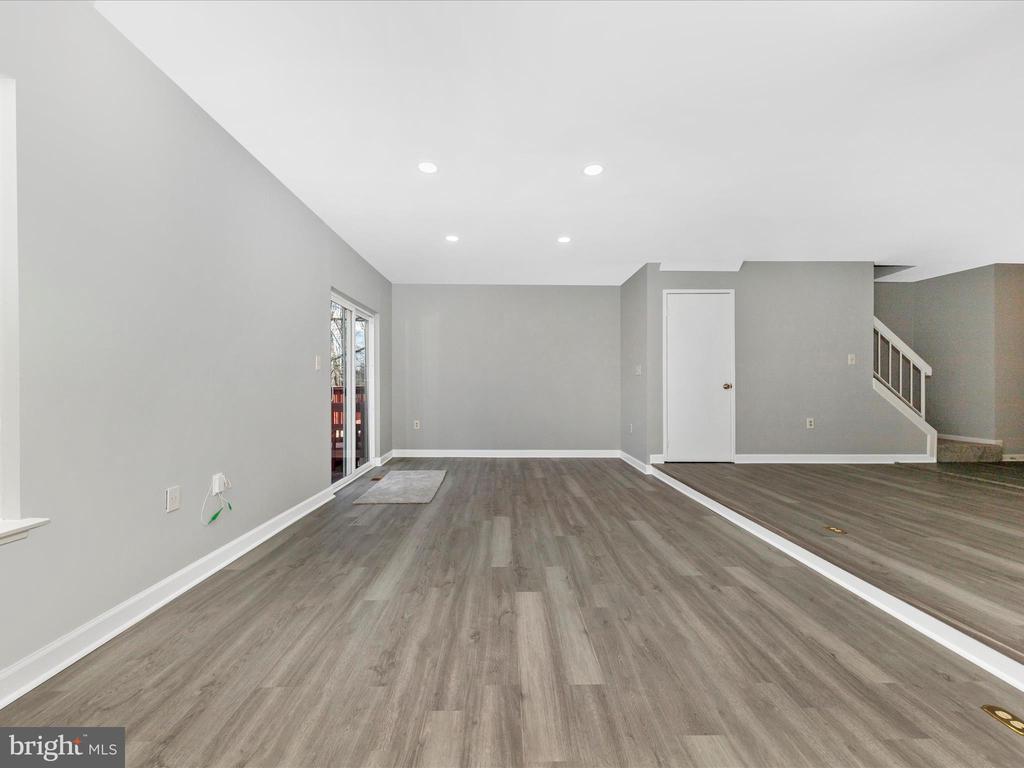 29 Cherry Bend Ct