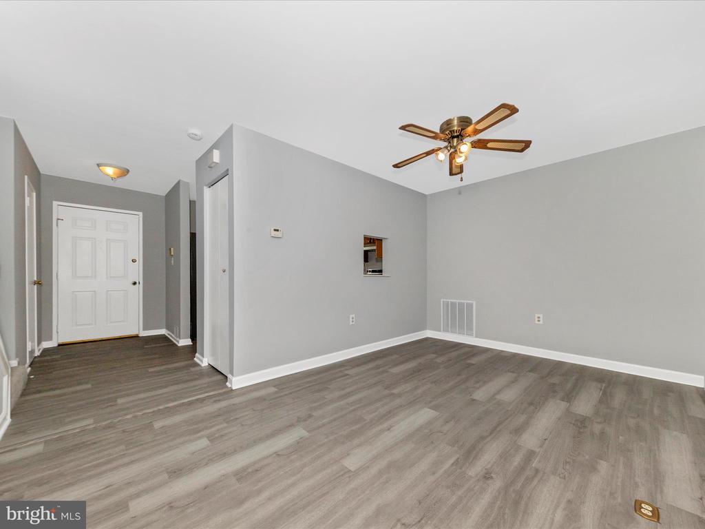 29 Cherry Bend Ct