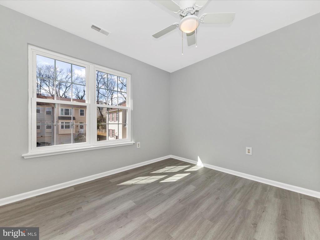29 Cherry Bend Ct