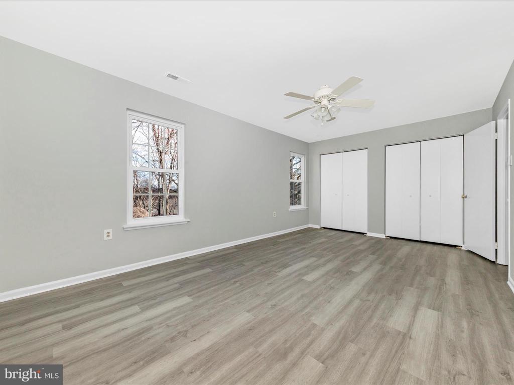 29 Cherry Bend Ct
