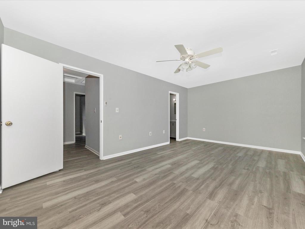 29 Cherry Bend Ct