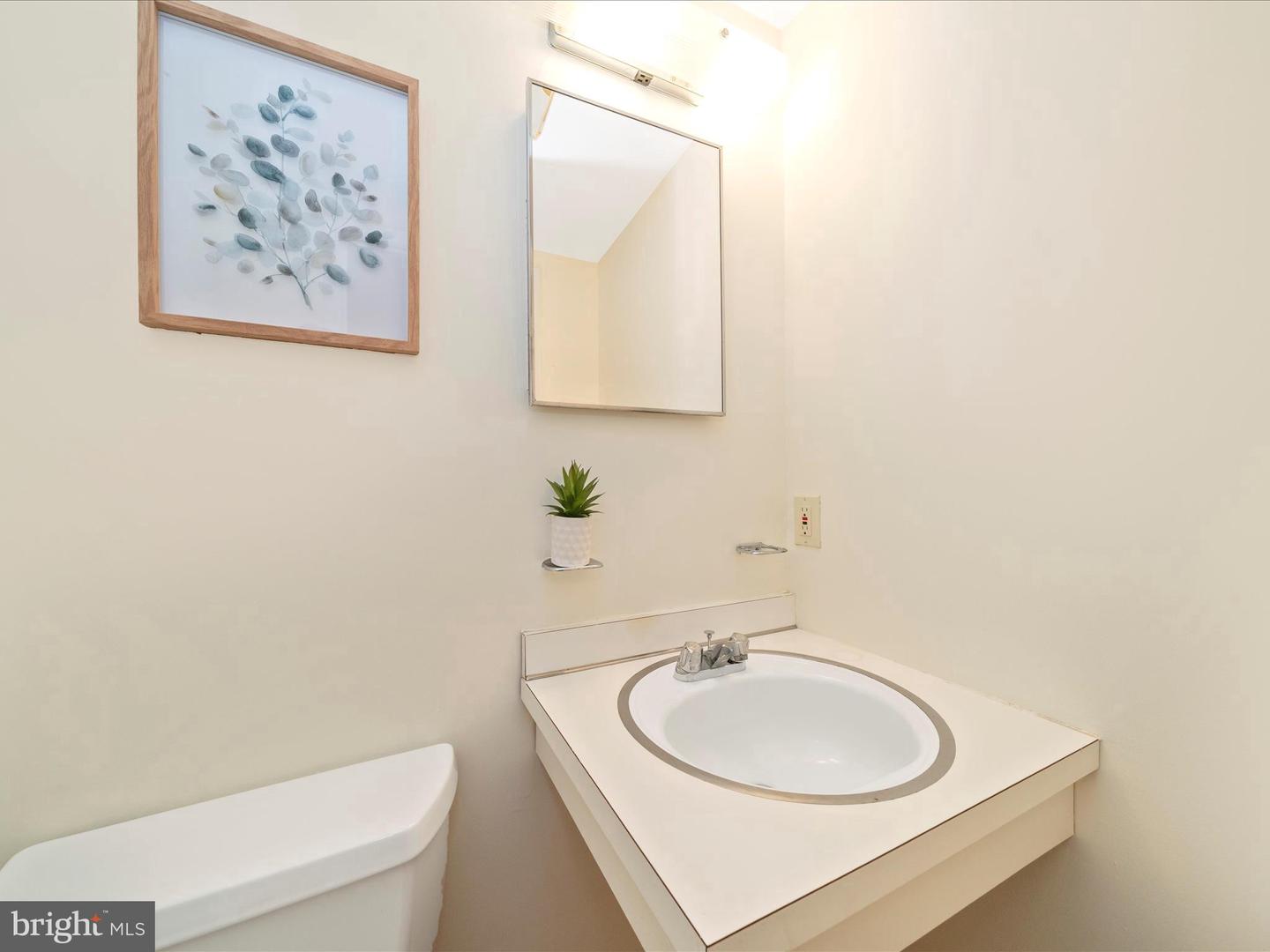 13109 Dairymaid Dr