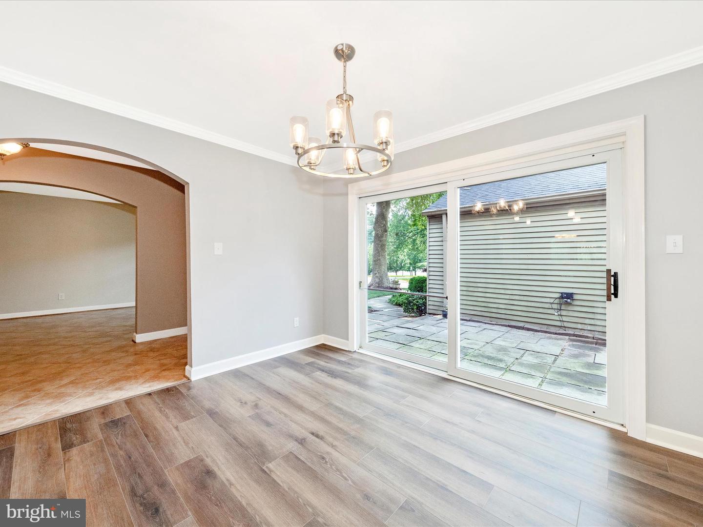 19201 Racine Ct