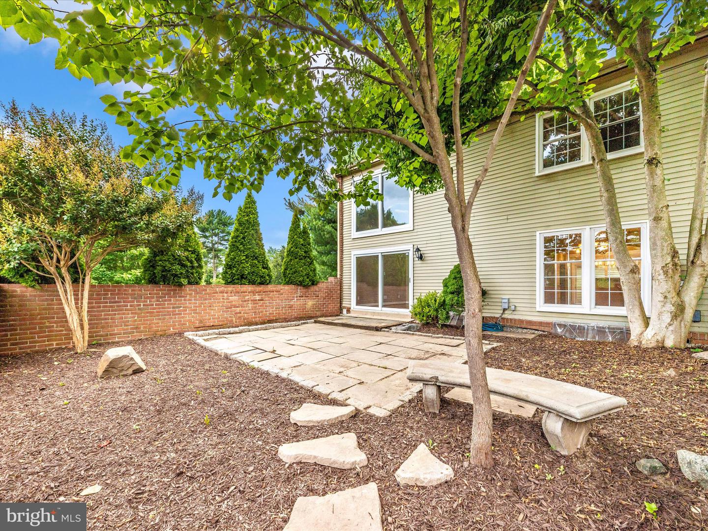 19201 Racine Ct