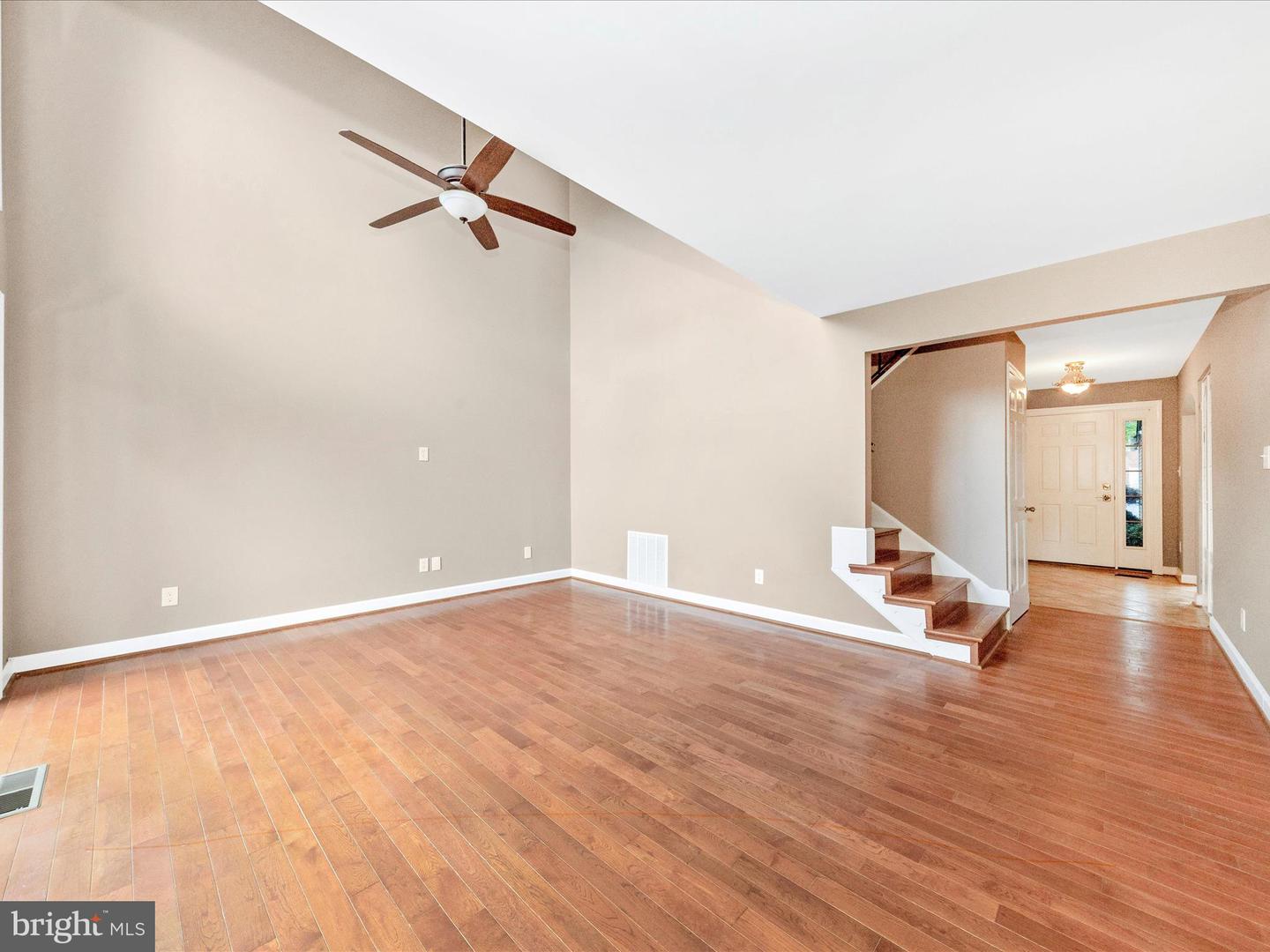 19201 Racine Ct