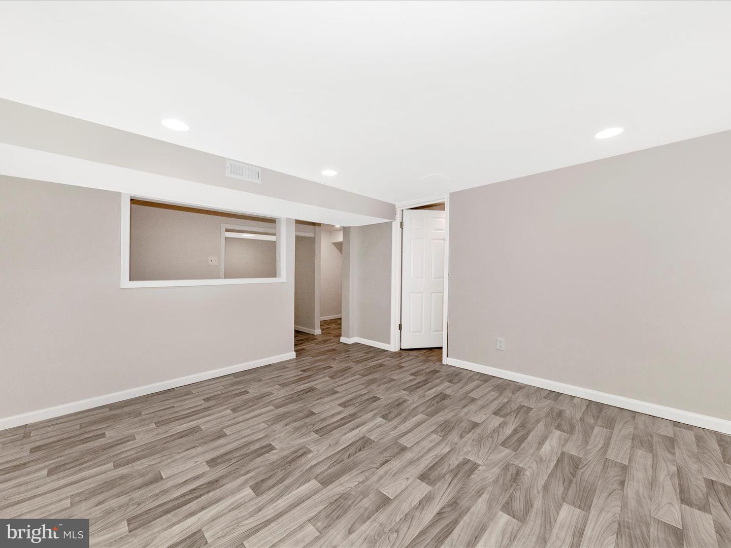 19201 Racine Ct