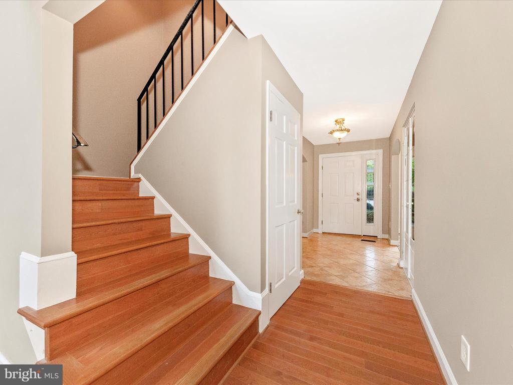 19201 Racine Ct