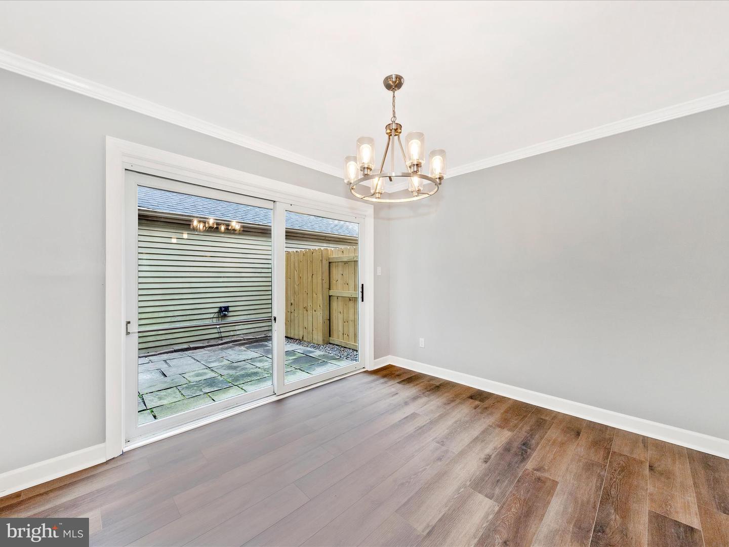 19201 Racine Ct