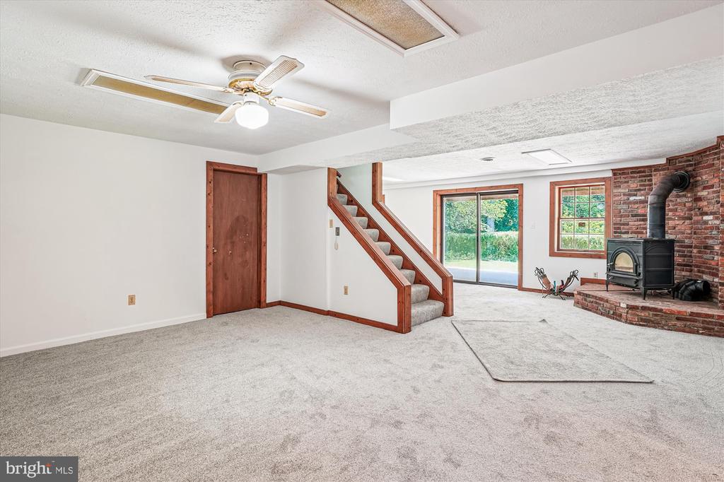 13200 CHESTNUT OAK DRIVE