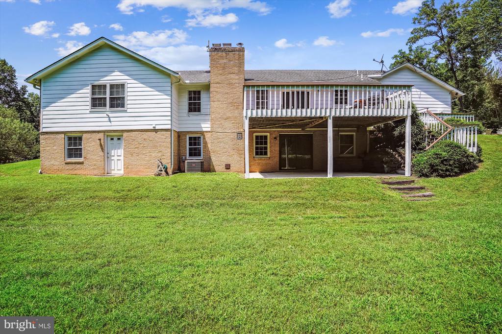 13200 CHESTNUT OAK DRIVE