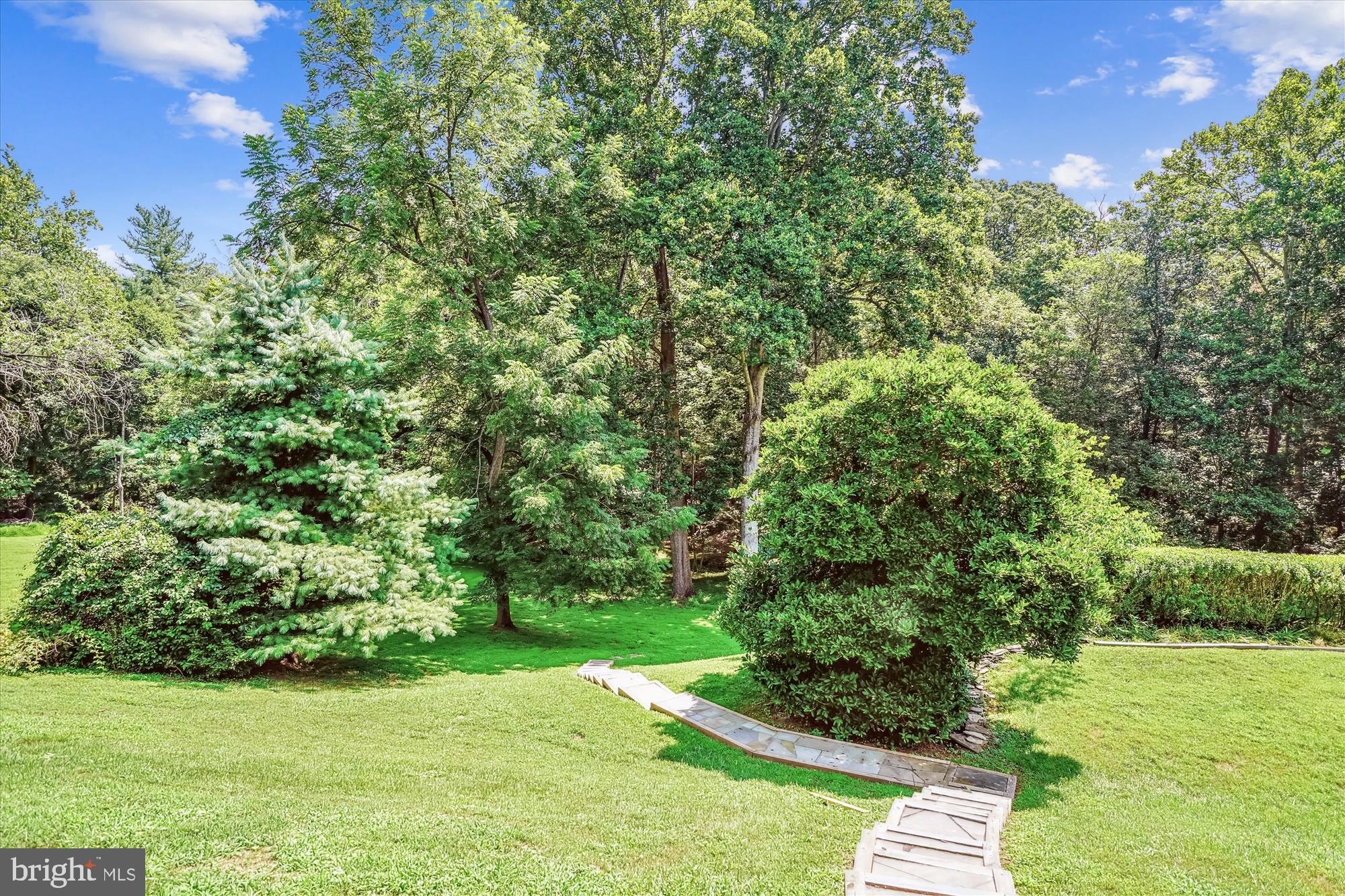 13200 CHESTNUT OAK DRIVE