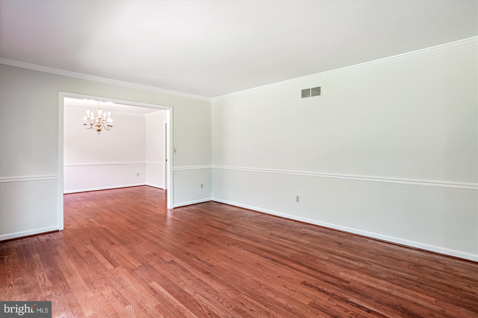 13200 CHESTNUT OAK DRIVE