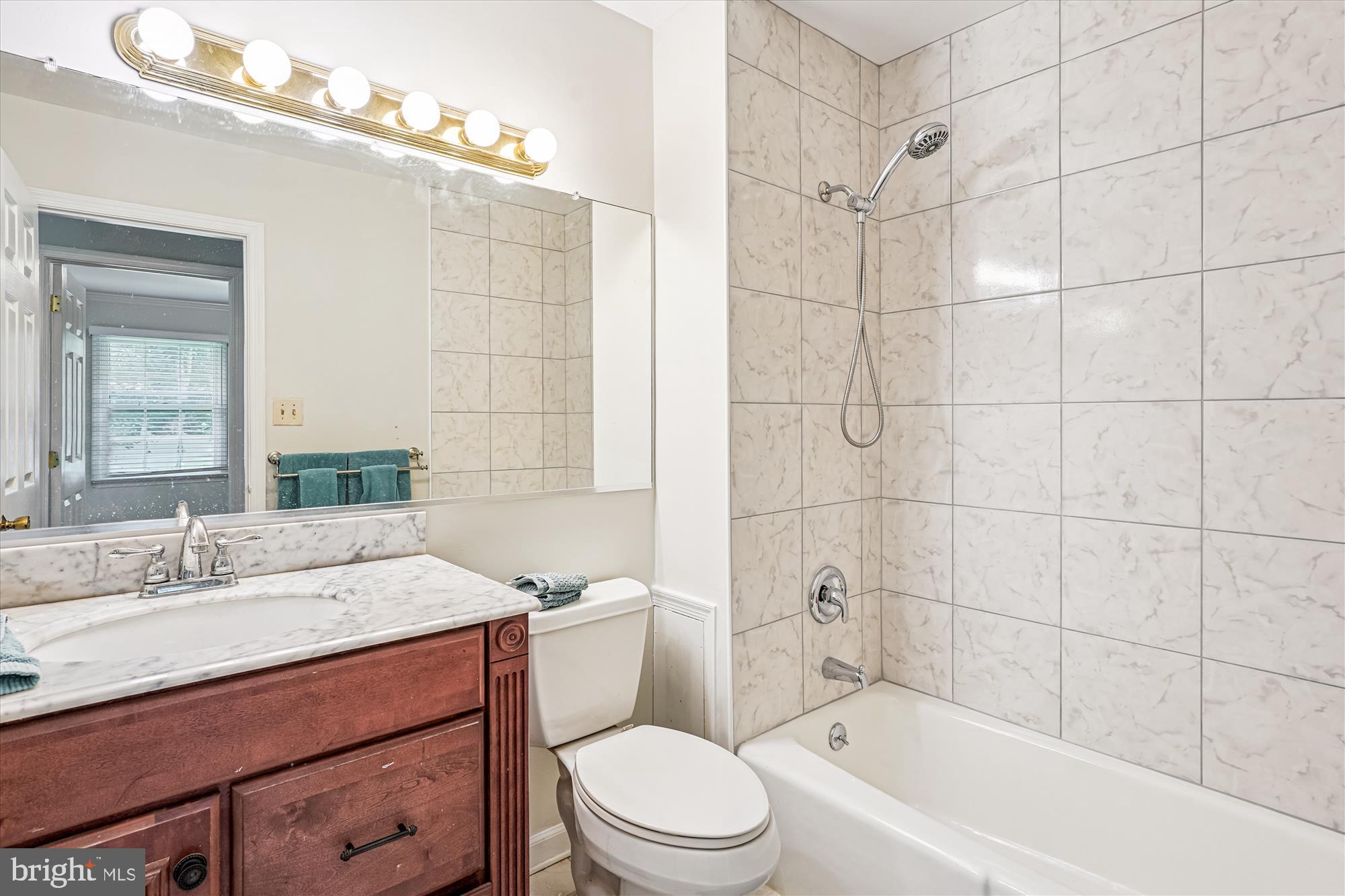 13200 CHESTNUT OAK DRIVE