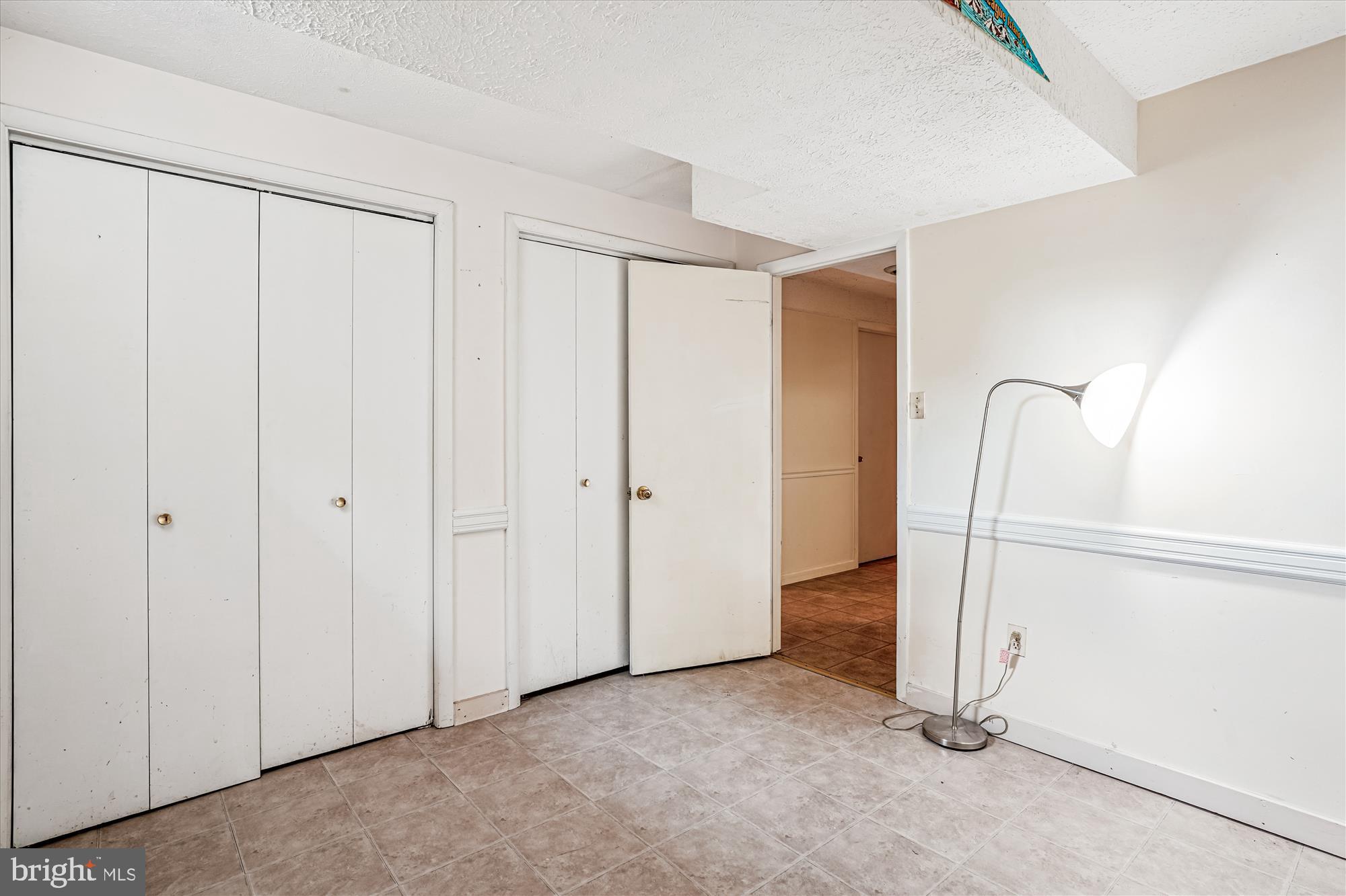 13200 CHESTNUT OAK DRIVE