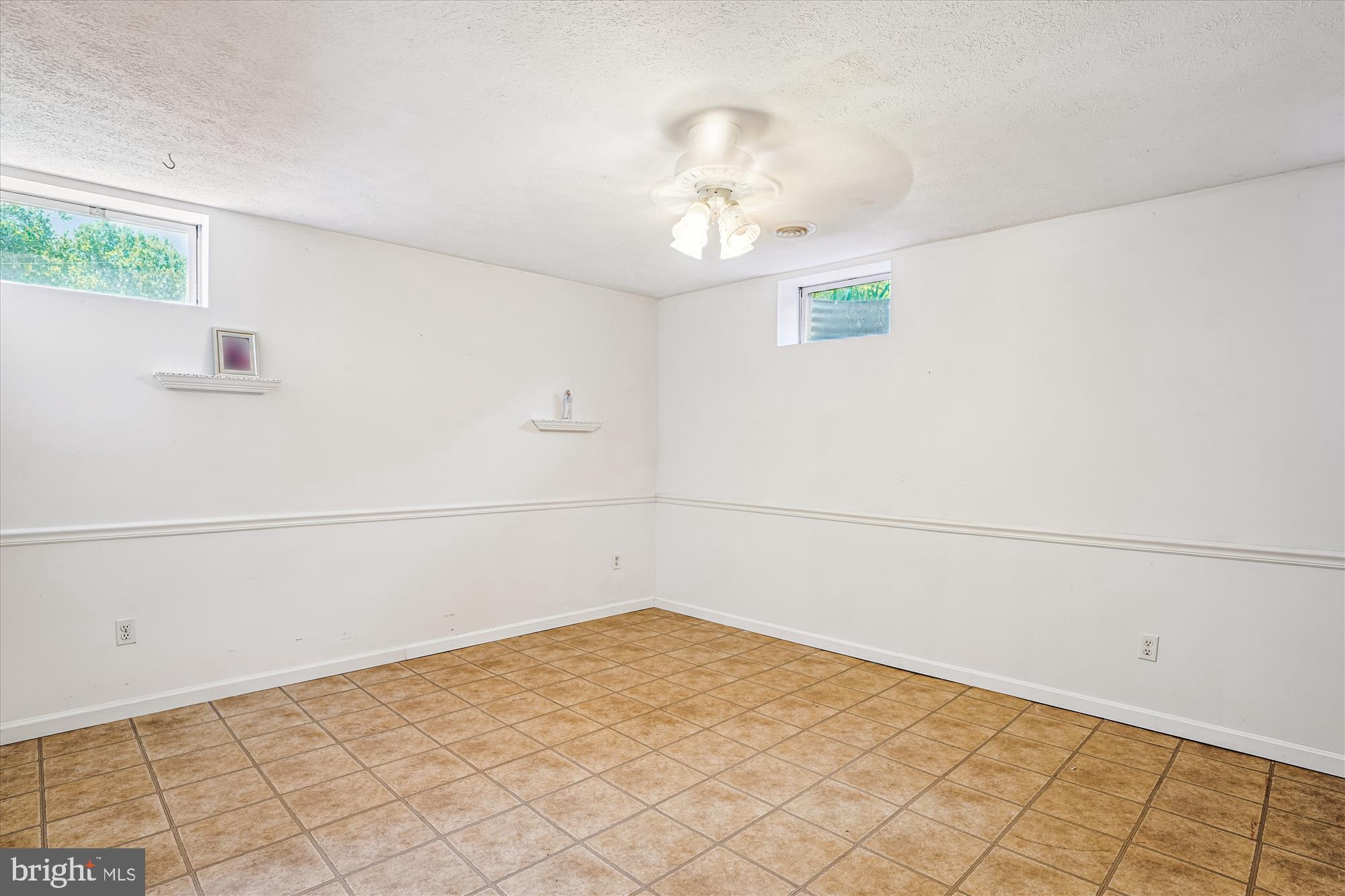 13200 CHESTNUT OAK DRIVE